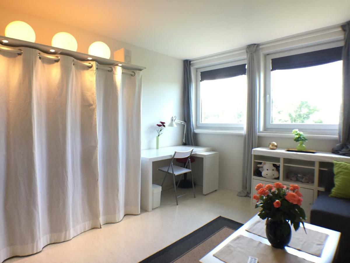 Grosses Helles Zimmer + Eigenes Bad Amburgo Esterno foto